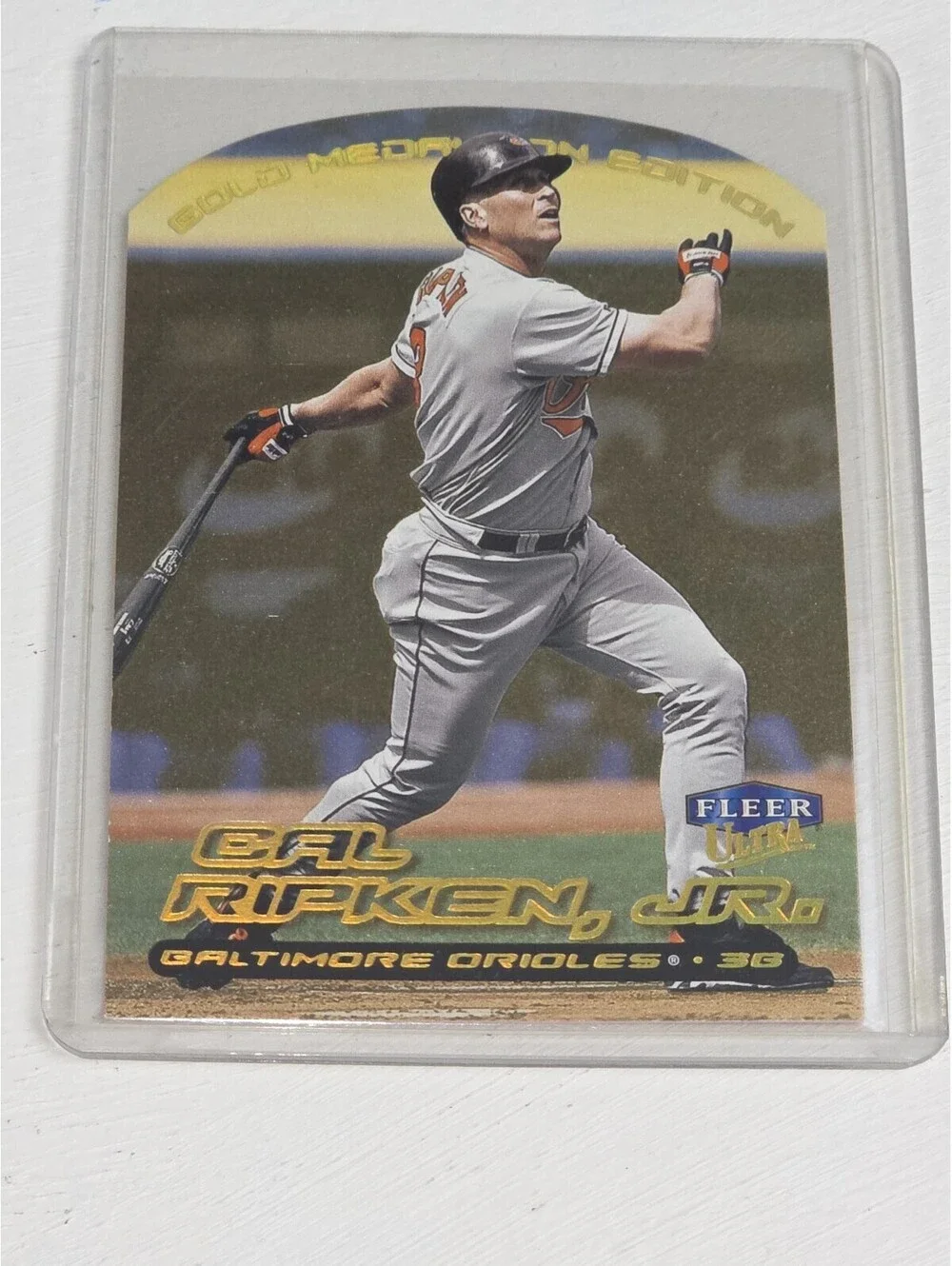 2000 Fleer Ultra #170G (GOLD MEDALLION EDITION) Cal Ripken Jr.